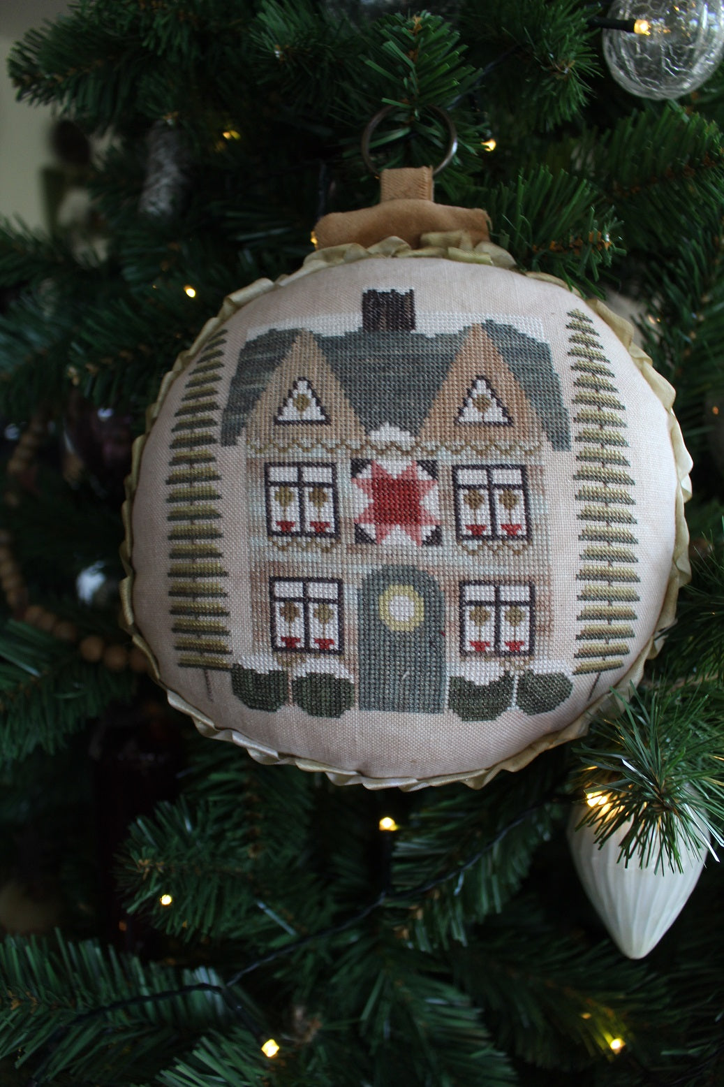 1913 Christmas House ball
