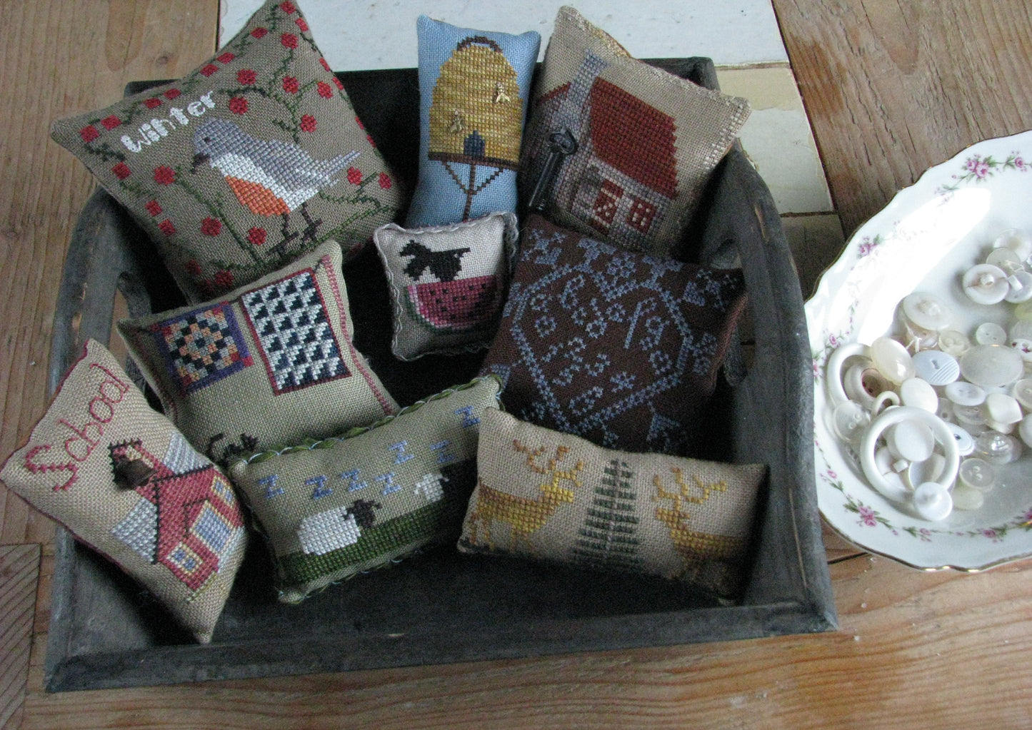 1601 A Bunch of Pinkeeps